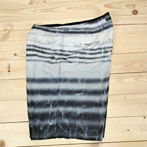 Oakley reflect board shorts - reflect,